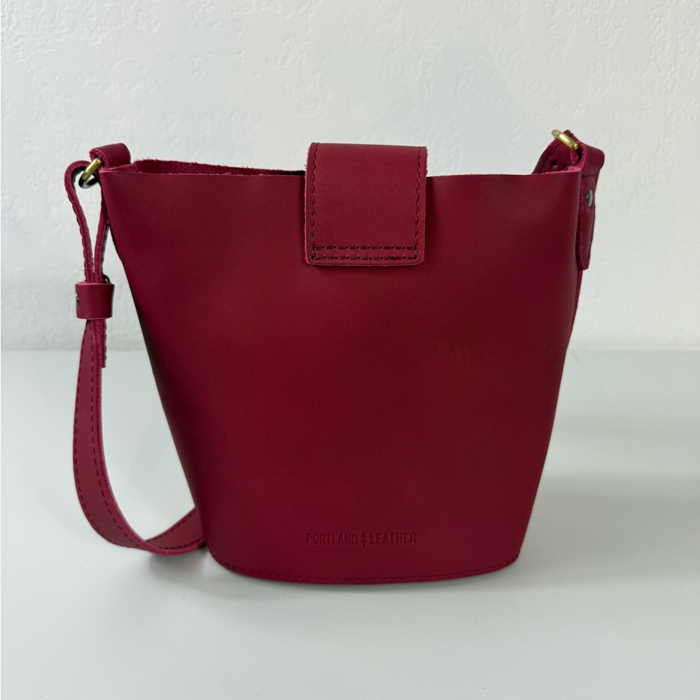 PORTLAND LEATHER Polly Bucket Bag Berry Good Full Grain Leather $128 - Picture 2 of 7